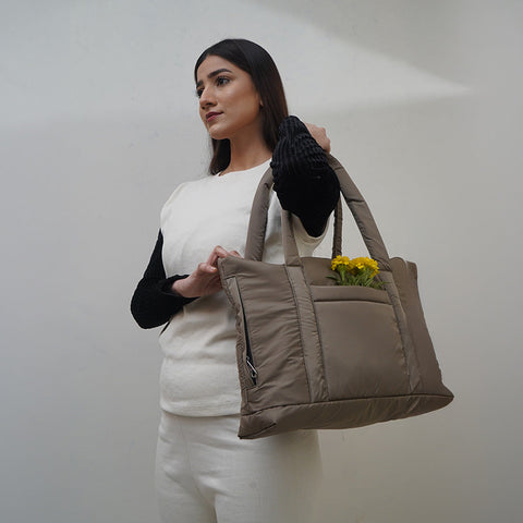 Walnut Puffy tote bag